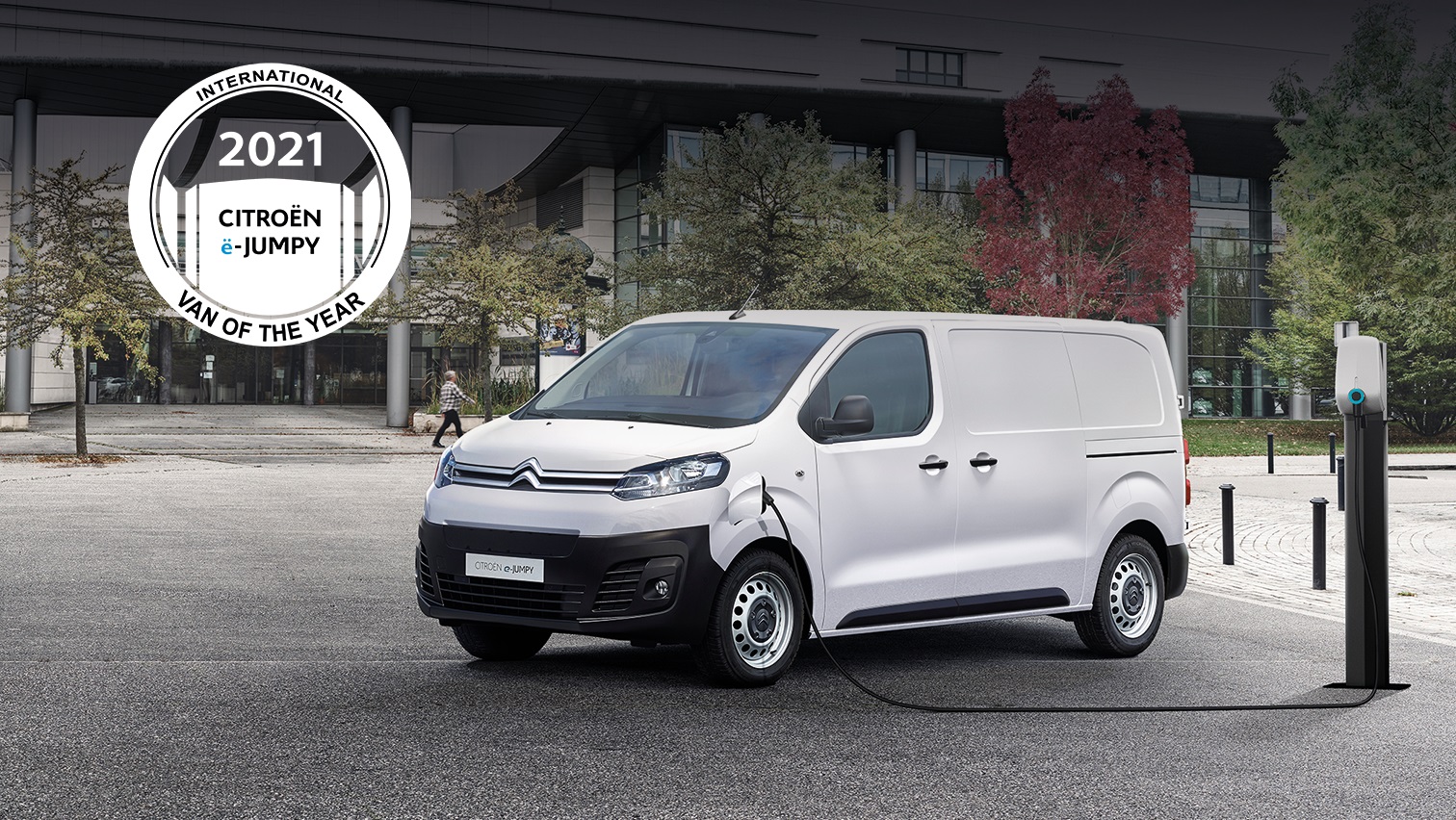 Група PSA перемагає в конкурсі «International Van of the Year 2021» завдяки інноваційним електричним фургонам PEUGEOT, CITROЁN, OPEL