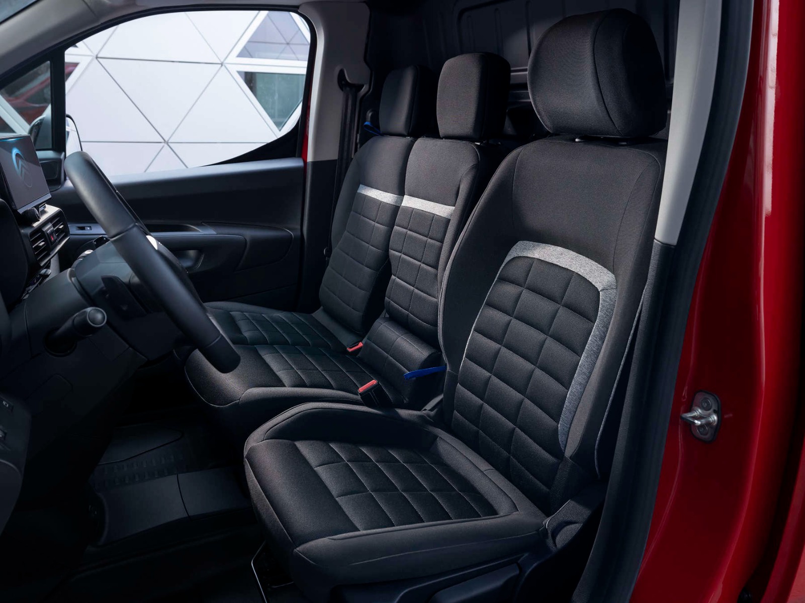 Новий CITROЁN Berlingo, кабіна