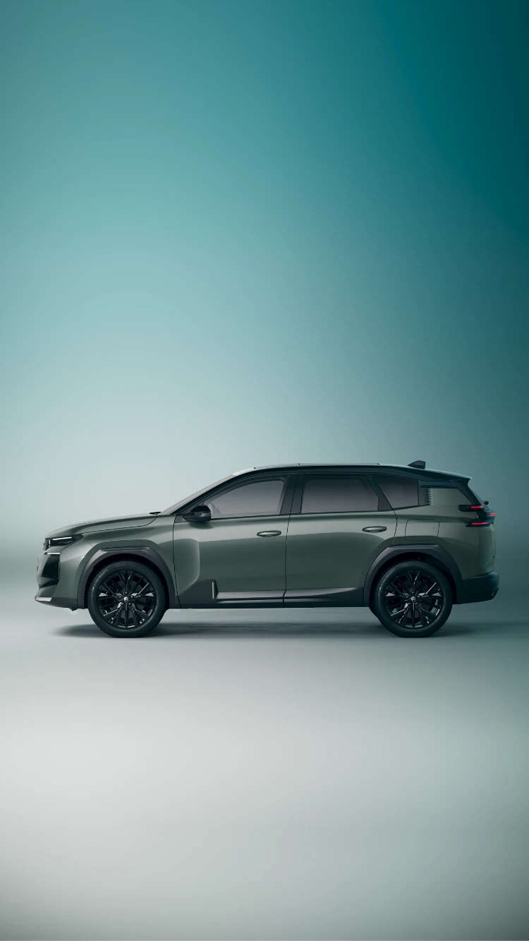 Зелений Citroën C5 Aircross, вигляд з лівого боку