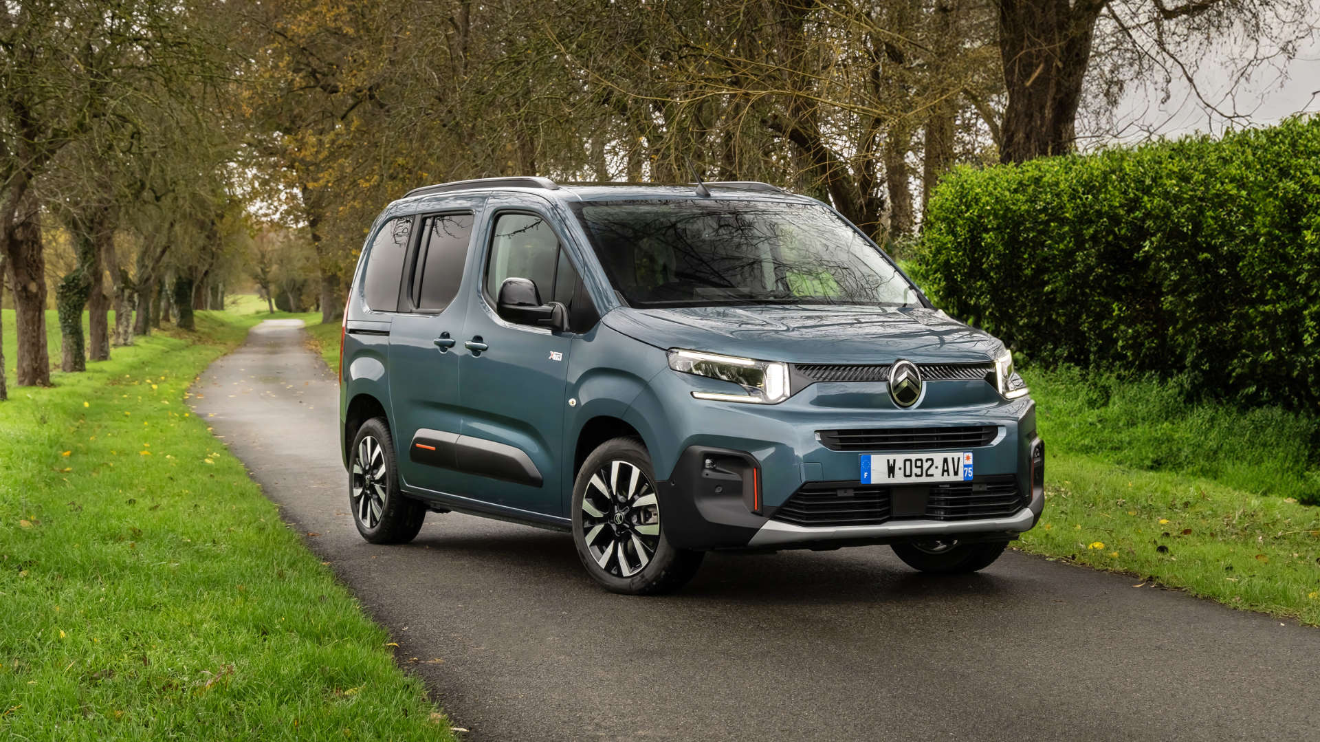 Результати роботи Stellantis в Україні за 2024 рік. Підсумки і досягнення Бренду CITROЁN