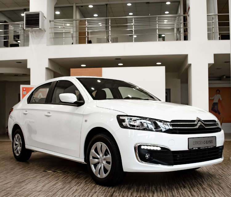 Фасад автосалону Citroën «Ліон Авто» у Запоріжжі